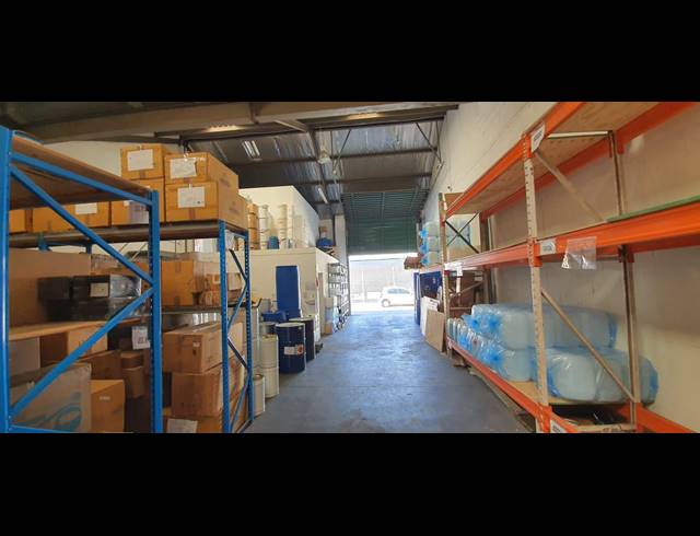 210M² WAREHOUSE TO LET IN AIRPORT INDUSTRIA